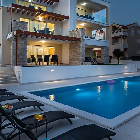 Corcovado Deluxe With Heated Pool 4* Vodice