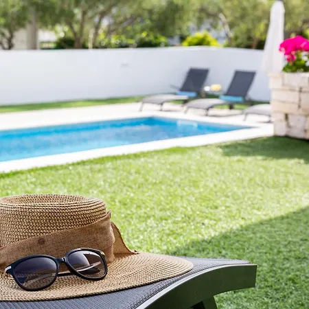 Corcovado Deluxe With Heated Pool Apartmanhotel