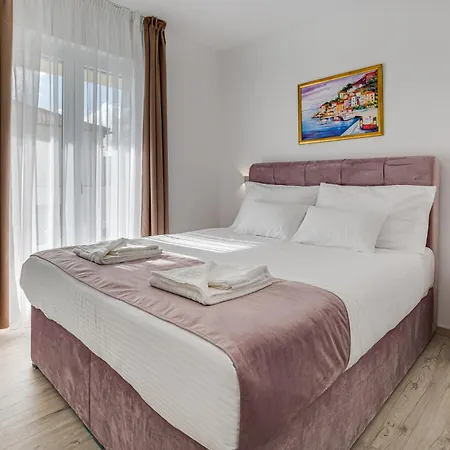 Corcovado Deluxe With Heated Pool Vodice