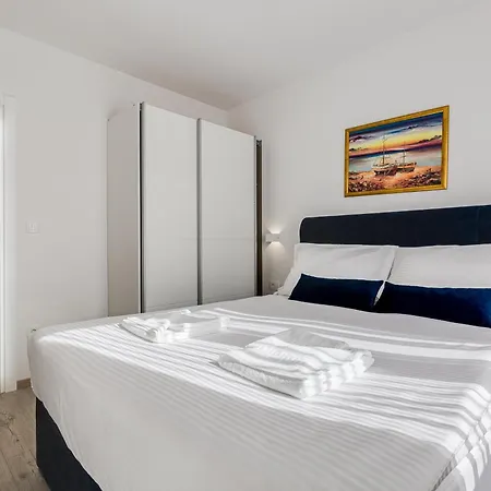 Lägenhetshotell Corcovado Deluxe With Heated Pool 4*