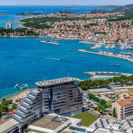 Corcovado Deluxe With Heated Pool 4* Vodice