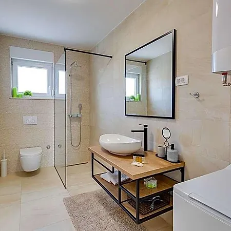 Апарт-отель Corcovado Deluxe With Heated Pool 4*