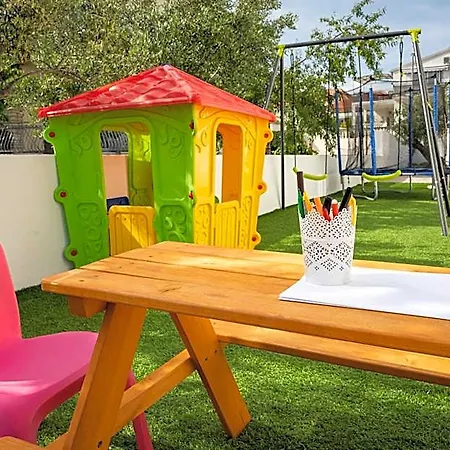 Апарт-отель Corcovado Deluxe With Heated Pool 4*