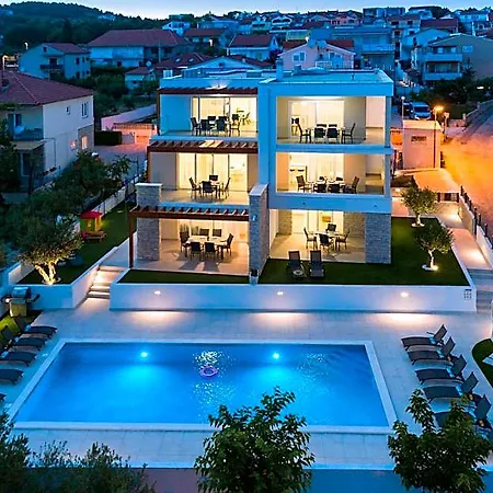 Corcovado Deluxe With Heated Pool Апарт-отель