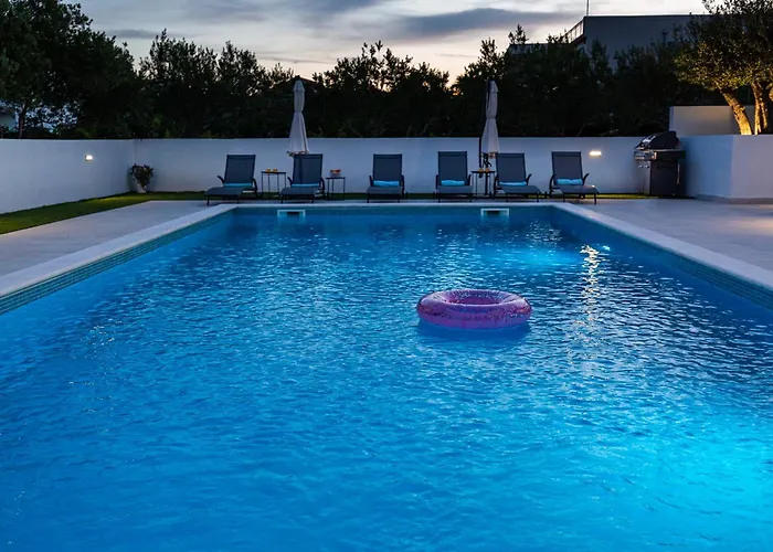 Corcovado Deluxe With Heated Pool アパートホテル ヴォディツェ