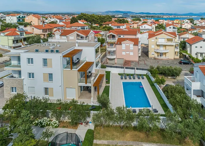 アパートホテル Corcovado Deluxe With Heated Pool ヴォディツェ