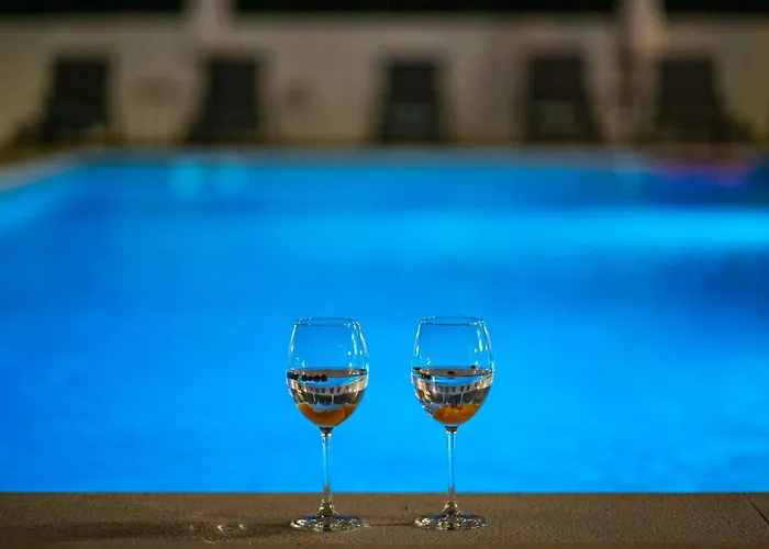 Апарт-отель Corcovado Deluxe With Heated Pool 4*