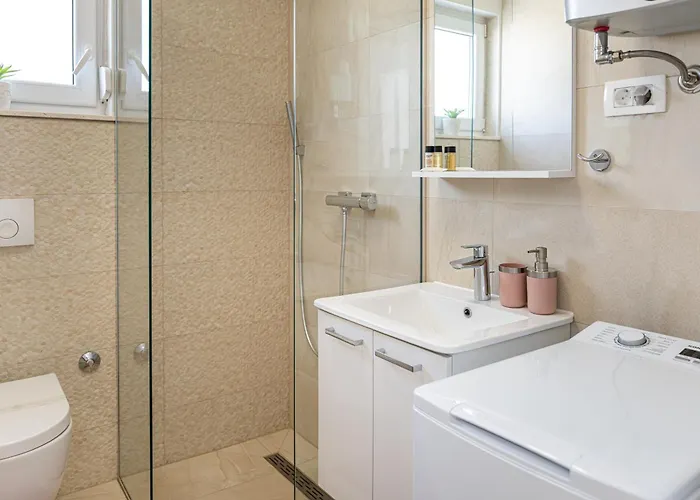 Corcovado Deluxe With Heated Pool 4* ヴォディツェ