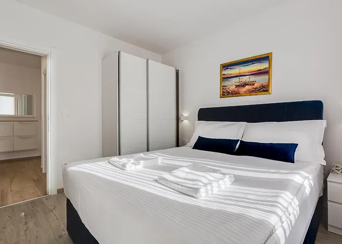 アパートホテル Corcovado Deluxe With Heated Pool 4*