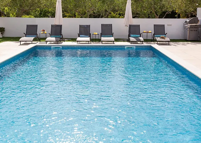 Corcovado Deluxe With Heated Pool 4*